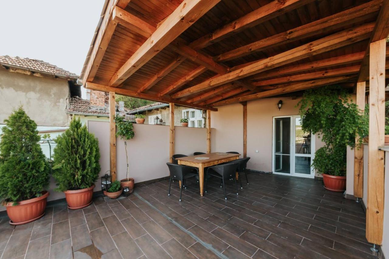 Casa Dea Aparthotel Veliko Turnovo Bagian luar foto